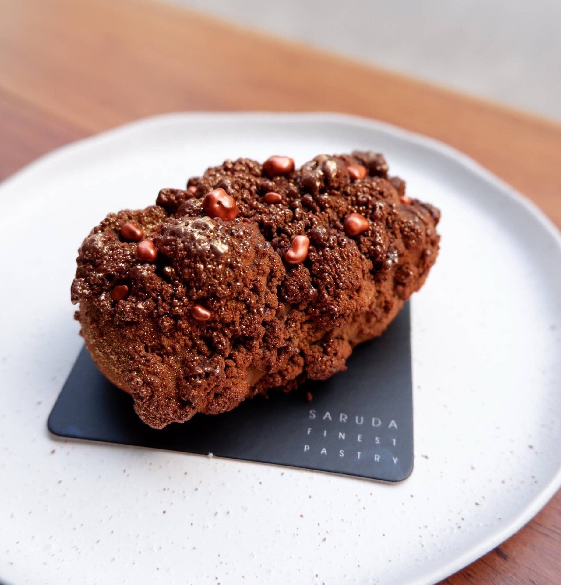 Quasar: ประสบการณ์การทานคุกกี้ช็อกโกแลตที่ไม่เหมือนใคร BY Saruda Pastry