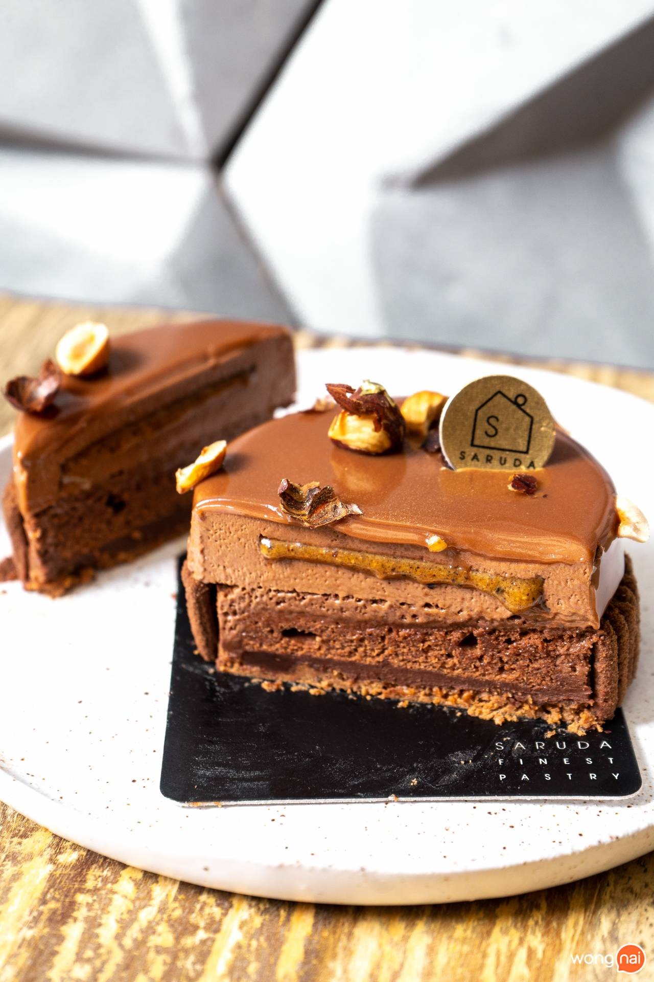 ดื่มด่ำกับความอร่อยของ Mr. Autumn: เค้กช็อกโกแลตสูตรพิเศษจาก Saruda Pastry