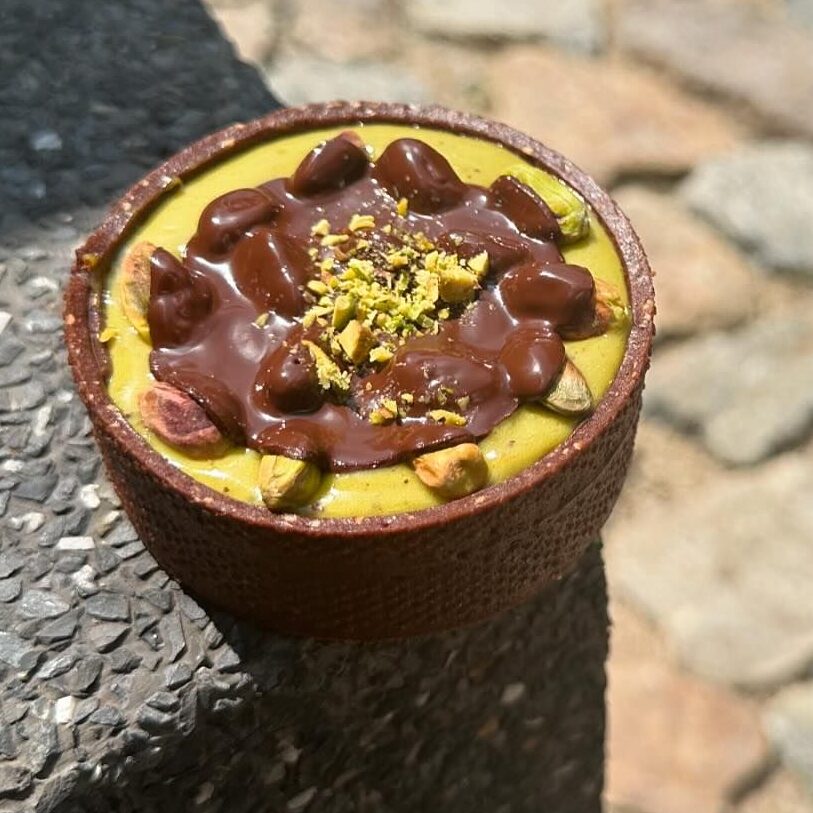 รีวิว ช็อกโกแลตดูไบ จาก Saruda Pastry: สวรรค์ของคนรักช็อกโกแลต! BY Saruda Pastry